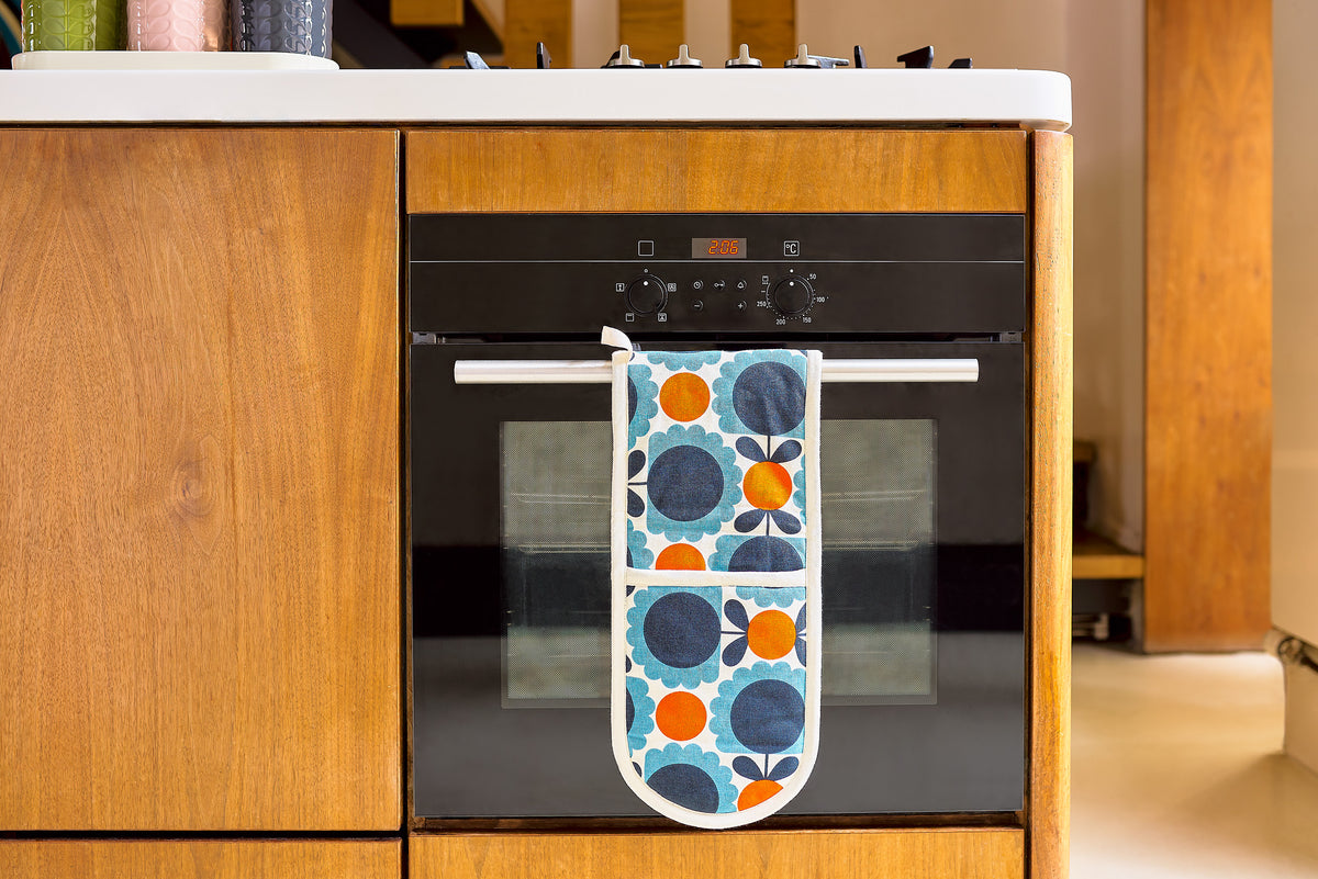 Orla Kiely Double Oven Glove Scallop Flower Sky Babylon Emporium